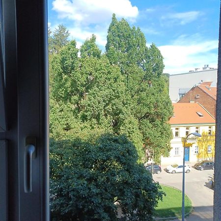 Mali Plac Apartment Zagabria Esterno foto